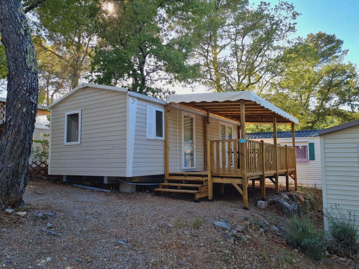 Camping Lou Cantaire Hotel Fayence Exterior foto