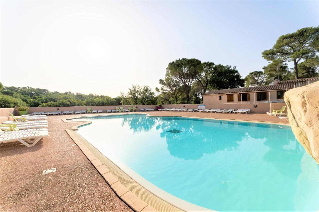 Camping Lou Cantaire Hotel Fayence Exterior foto