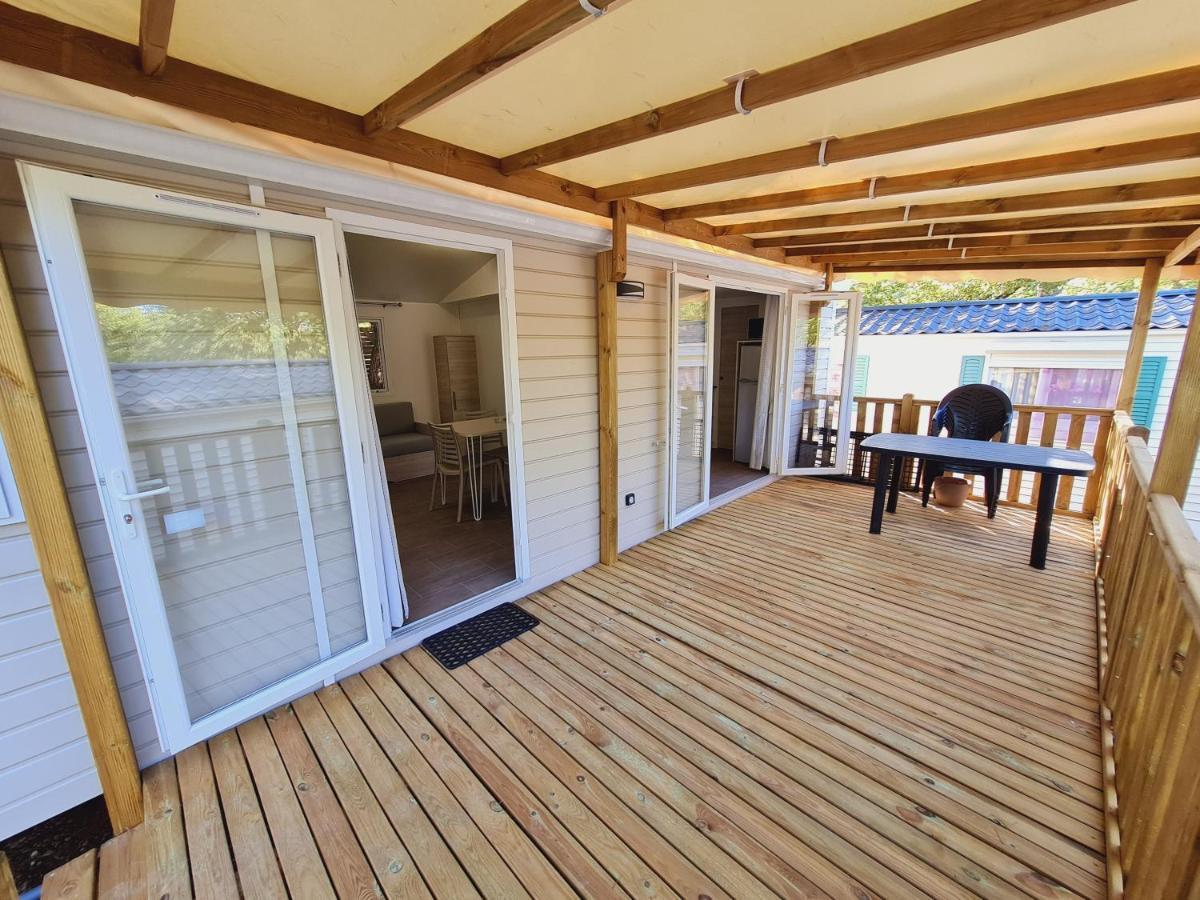 Camping Lou Cantaire Hotel Fayence Exterior foto